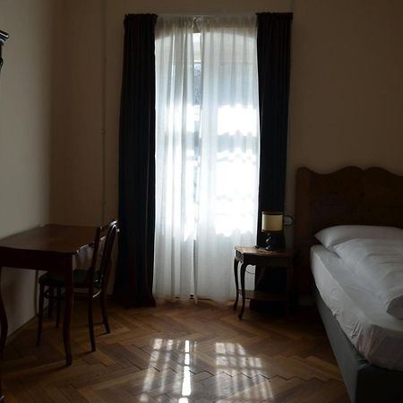 Villa Iolanda Мерано Екстериор снимка